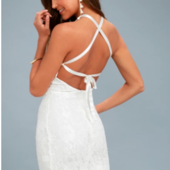 Lulus Dresses & Skirts - WHITE LACE BODYCON MIDI DRESS